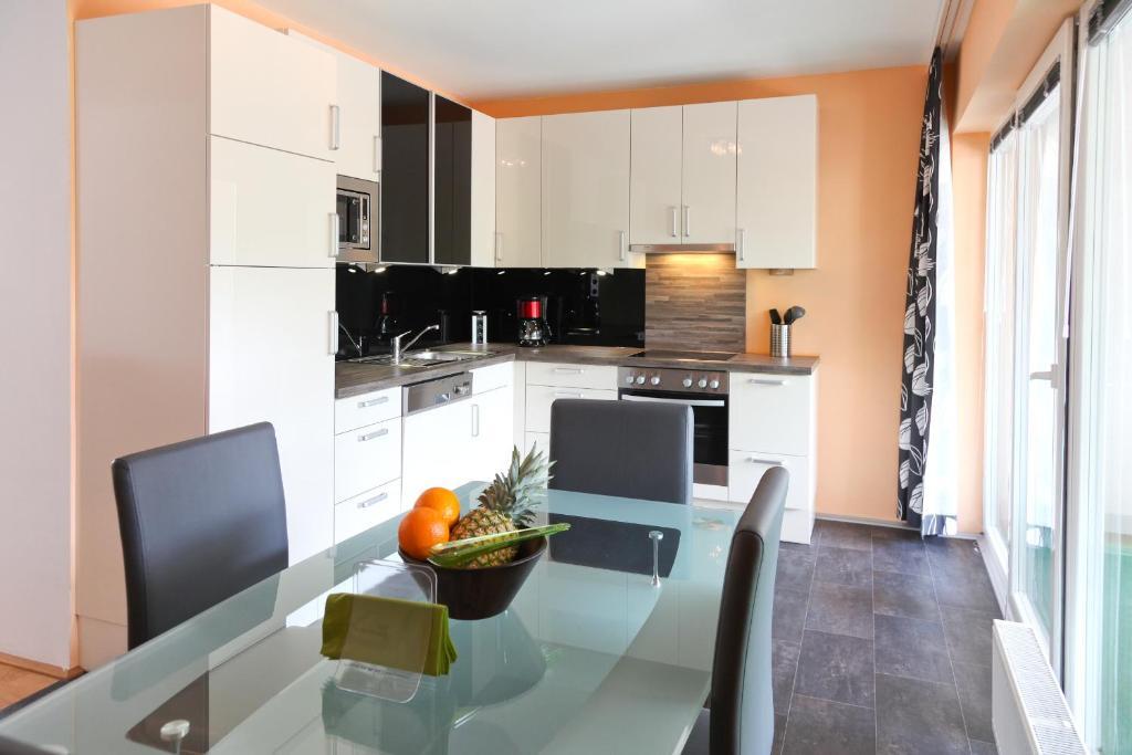 3 Rooms Sunny Apartments-Schoenbrunn, 100M2 With Balcony Vídeň Pokoj fotografie